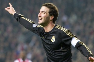 华体会app下载-巴萨女足状态回暖，球队目标直指赛季三冠，巴萨女足全胜夺冠