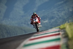 华体会体育官方-中国足球预选赛激战正酣，冲击世界杯再升级！，中国足球世界杯预选赛集锦