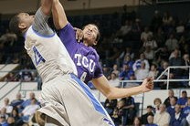 华体会在线登陆-季后赛首轮激战，最火爆的对决一网打尽！，季后赛首轮预测